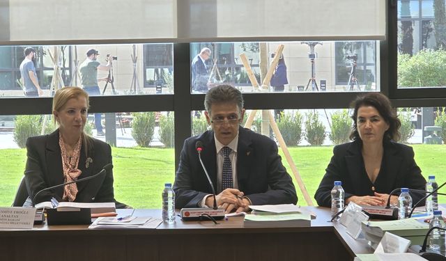 Komite’de KHK ve Bakanlık Bütçeleri Görüşülüyor