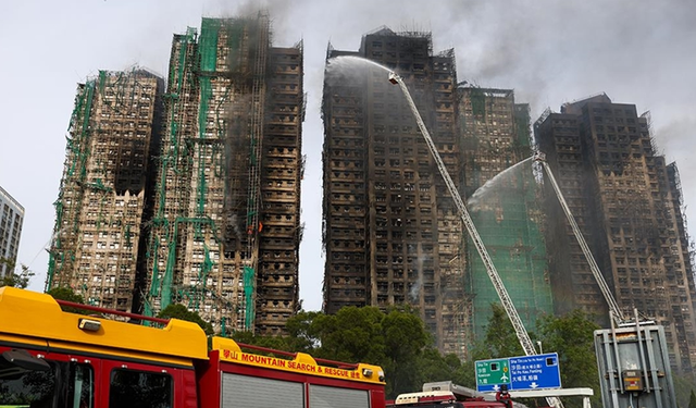 Hong Kong'daki sitede çıkan yangında hayatını kaybedenler 55'e yükseldi