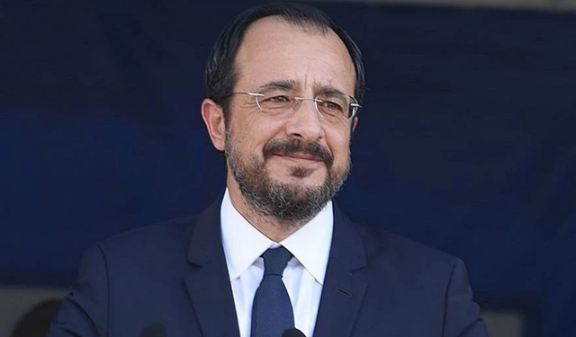 Hristodilidis'in de katıldığı törende "Mağusa'ya tekrar döneceğiz" temalı marş okundu!