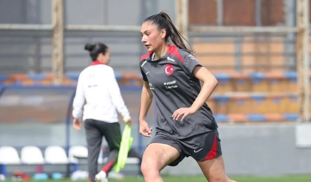Türkiye U23 Kadın Millî Takımı’na Kıbrıslı Türk Selin Cemal Davet Edildi