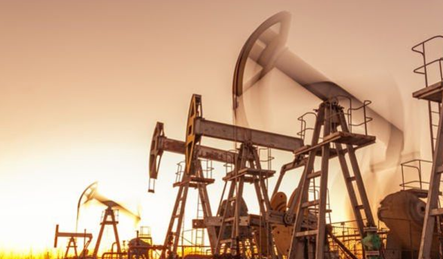 Brent petrolün varili 63,31 dolardan işlem görüyor