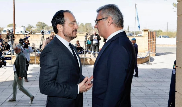 Erhürman-Hristodulidis görüşmesi Rum basınında