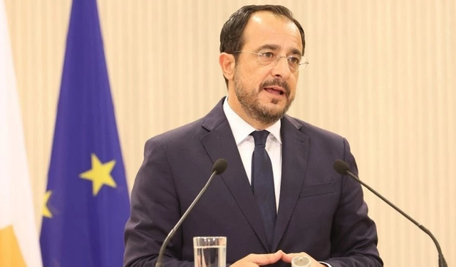 Hristodulidis: Müzakerelerin en kısa sürede yeniden başlaması için Erhürman'dan yanıt bekliyoruz