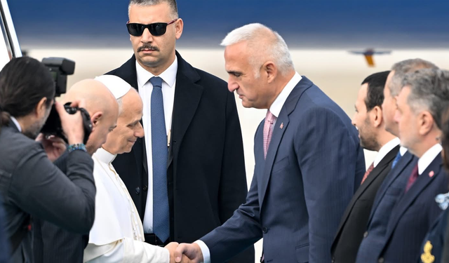 Papa 14. Leo Türkiye’de: İlk Yurt Dışı Ziyaretini Ankara’ya Gerçekleştirdi