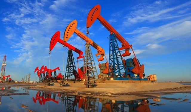 ABD’de ham petrol ve ürün stokları arttı