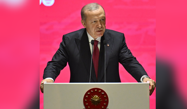 Cumhurbaşkanı Erdoğan’dan LGBT ve Cinsiyetsizleştirme Açıklaması: “En Küçük Tavize Mahal Vermiyoruz”