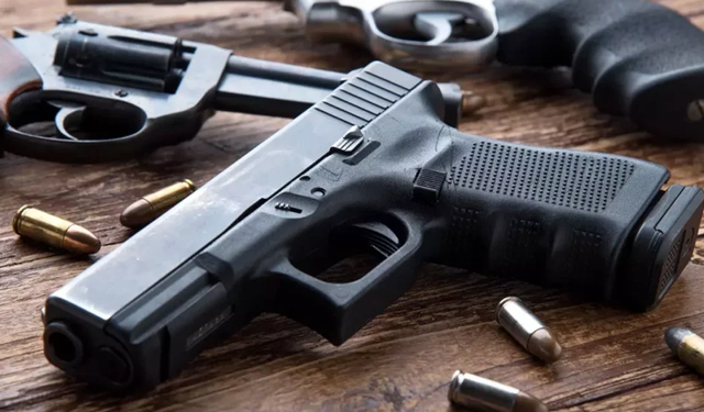 Güney Kıbrıs’ta silah edinme ruhsatı kriterleri genişletildi