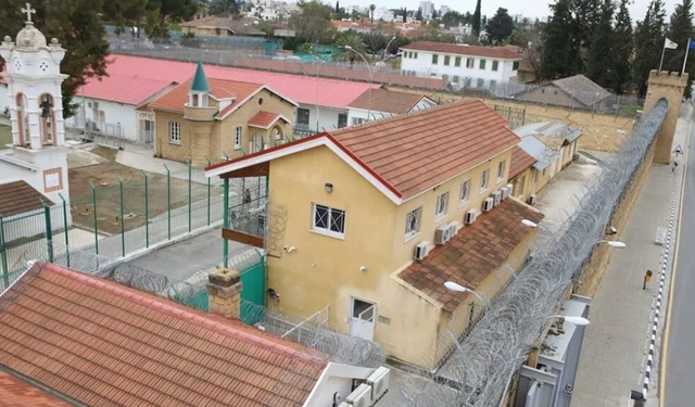 Rum Merkezi Cezaevi eski müdürüne cezai kovuşturma