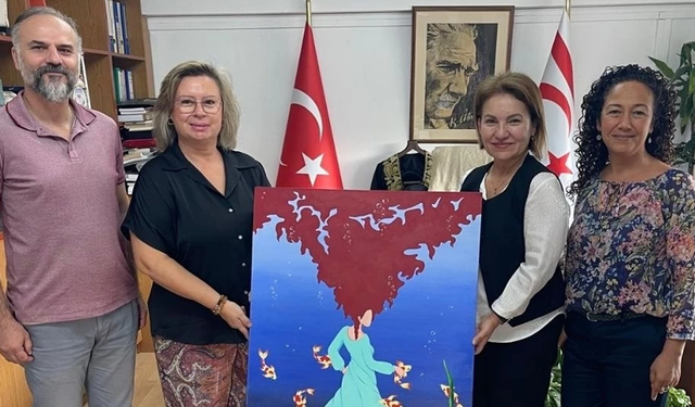 Şafakoğulları’nın ilk kişisel sergisinden bir eser Kültür Dairesi Sanat Koleksiyonu'na kazandırıldı