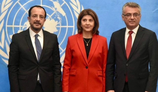 Cumhurbaşkanı Tufan Erhürman, Rum Lider Nikos Hristodulidis ile görüştü