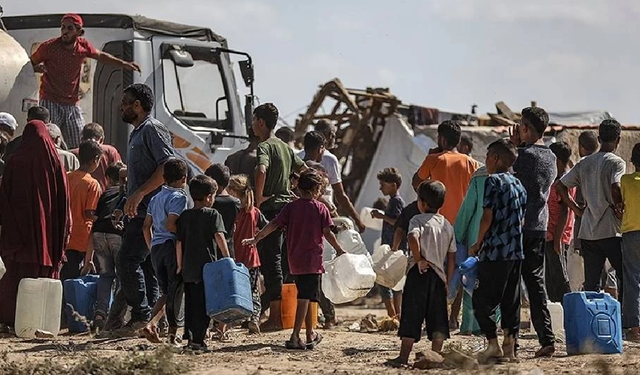 İsrail'in Gazze'ye saldırılarında can kaybı 70 bin 654'e yükseldi