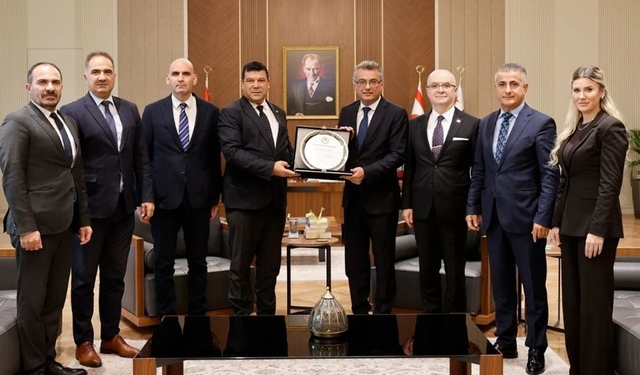 Cumhurbaşkanı Erhürman, DAÜ Heyetini Kabul Etti