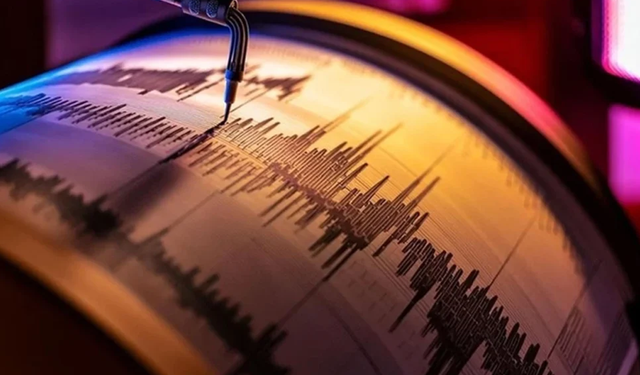 İzmir’de korkutan deprem!