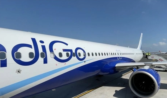 Hindistan'ın en büyük hava yolu şirketi IndiGo, seferlerinin normale döndüğünü açıkladı