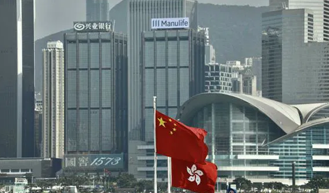 Hong Kong’daki son muhalefet partisi Demokrat Parti resmen dağıldı