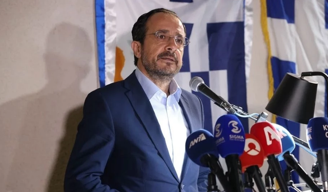 Rum Kabinesi Yenilendi: Sağ Eğilimli Bakan Sayısı Artıyor