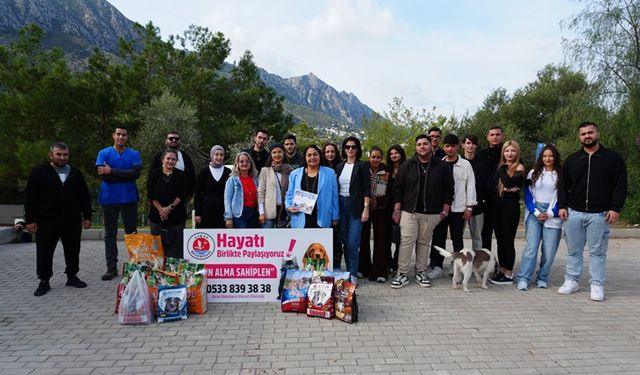 GAÜ İletişim Fakültesi’nden “Can Dostlara” Anlamlı Ziyaret