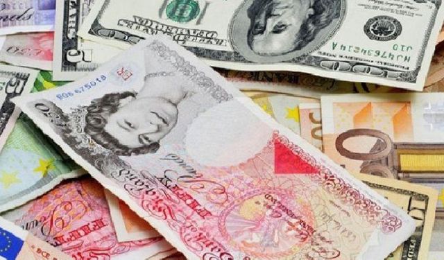 Euro 51,60 TL, dolar 43,50 TL, sterlin 59,45 TL’den işlem görüyor