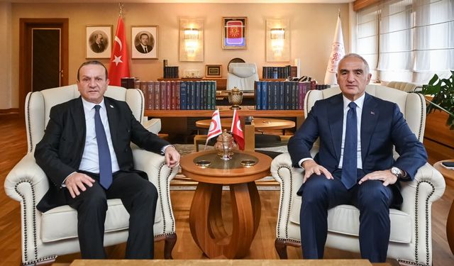 Fikri Ataoğlu, Türkiye Kültür ve Turizm Bakanı Ersoy ile görüştü