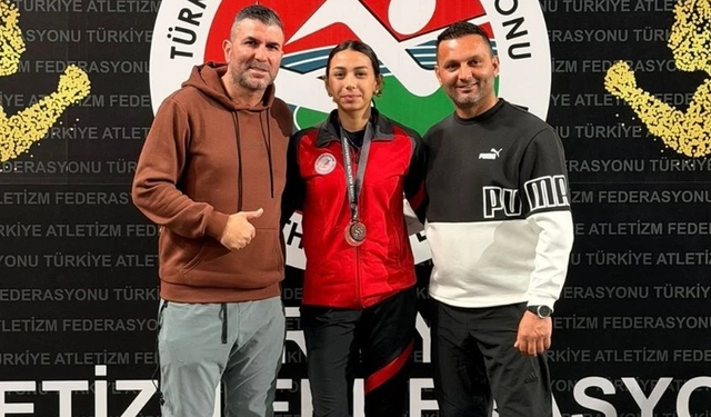 Ada Kafa, U20 Türkiye Salon Şampiyonası’nda üçüncü oldu