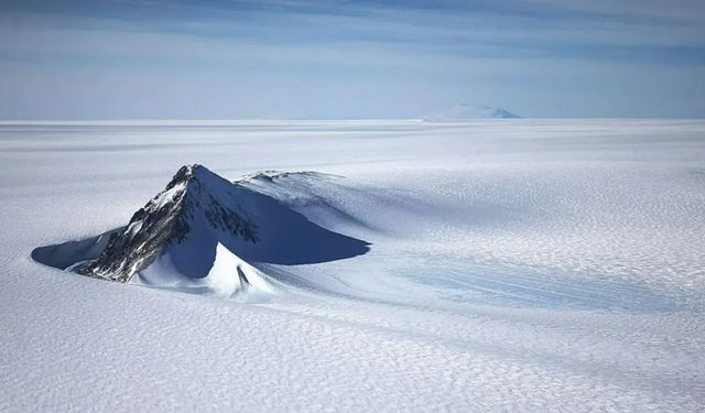 Bilim insanları, Antarktika'nın buzul altı yapısının "en detaylı haritası"nı oluşturdu
