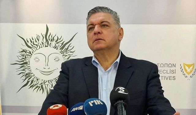 Eşine şiddet uyguladığı iddia edilen Rum Milletvekili Sikas dokunulmazlığından feragat etti