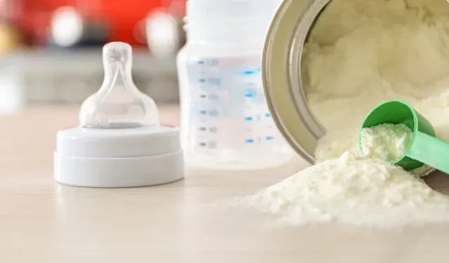 Formül mama alırken içeriğe dikkat: Uzmanlar uyarıyor