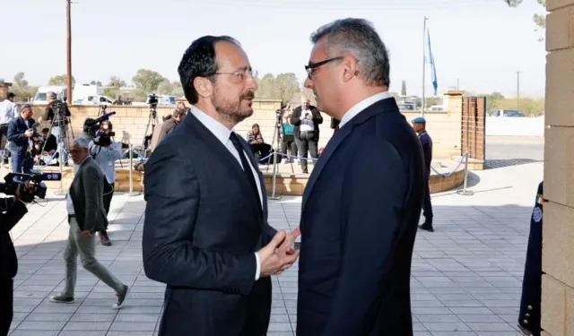 Hristodulidis’ten Kıbrıslı Türklere iki konuda açılım