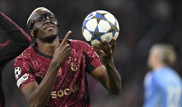 Victor Osimhen, Manchester City deplasmanında rekor peşinde!