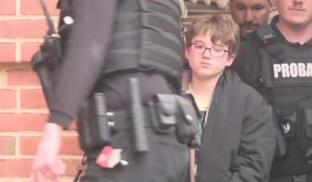 11 yaşındaki çocuk babasını katletti! Sebebi ise bir o kadar korkunç