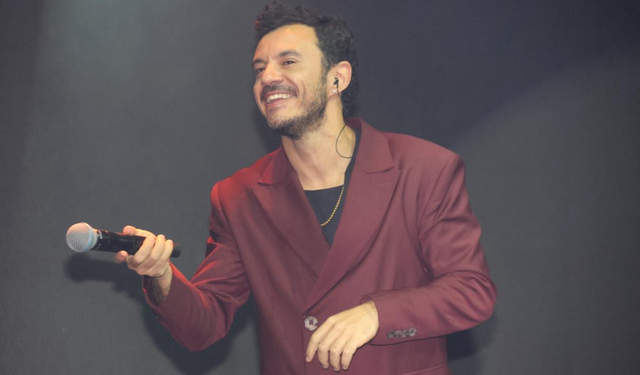 Acapulco’da Aşk Fısıltıları: Buray’la Romantizm Zirve Yaptı!