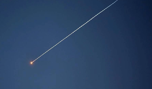 Yemen'deki Husiler, ABD/İsrail-İran Savaşı'na dahil oldu