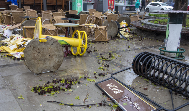 Zagreb’de Fırtına: Okullar Tatil
