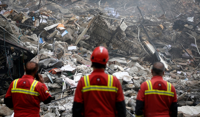 İran: 28 Şubat’tan bu yana 230’dan fazla çocuk hayatını kaybetti