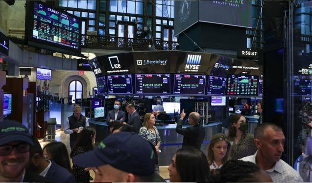 Petrol Artışı Piyasaları Negatif Açtırdı