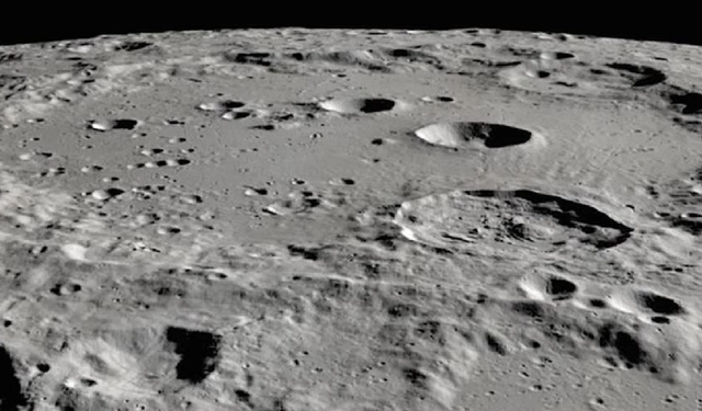 Astronotlar yakında Ay humusu yiyebilir
