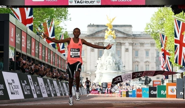 Londra Maratonu’nda tarihi rekor: 2 saatin altına inildi