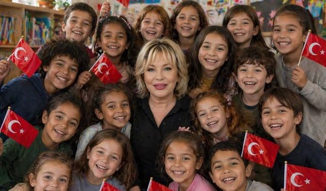 Emel Sayın’dan 23 Nisan mesajı: Umut çocukların gülüşünde