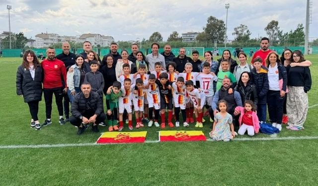 Çetinkaya Urcan Vangöl Akademi Antalya’da namağlup şampiyon!