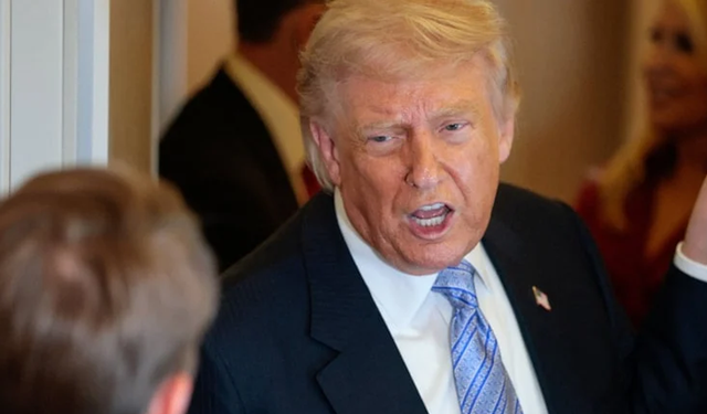 Trump: İran'da her şeyi iki günde yerle bir ederiz