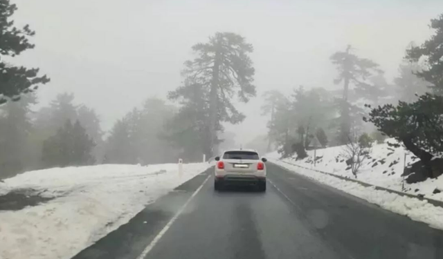 Trodos’ta baharda kar şaşkınlığı