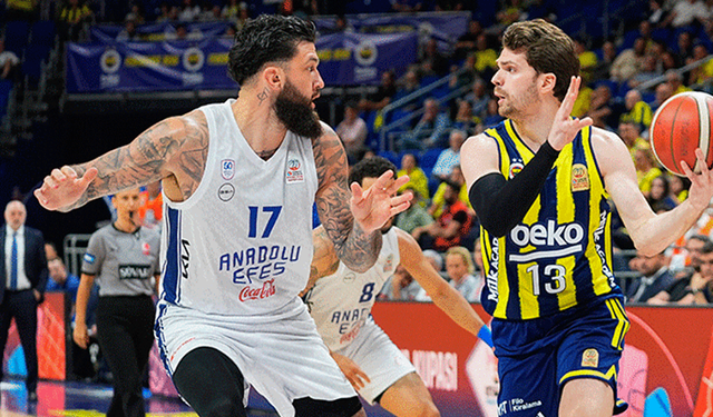 Fenerbahçe, yarı final serisi ilk maçında Anadolu Efes'i geriden gelerek mağlup etti!