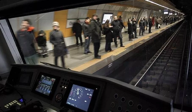 Kadıköy-Sabiha Gökçen Havalimanı Hattı'nda metro raydan çıktı