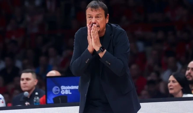 Ergin Ataman'ın Panathinaikos'unu deviren Olympiakos şampiyon oldu