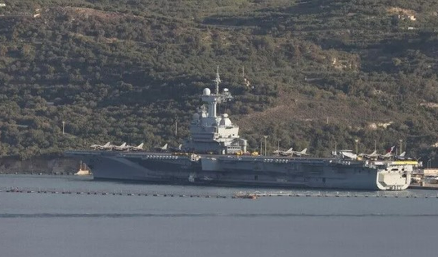 Orta Doğu'ya gönderilen Charles de Gaulle gemisi Fransa'daki limanına dönüyor