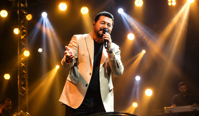 Serkan Kaya, Acapulco Resort Hotel’de Sevenleriyle Buluştu