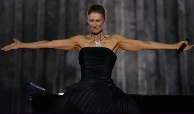 Celine Dion, 6 yıl sonra Paris’te sahneye döndü