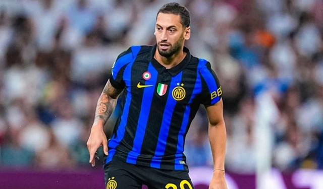 Hakan Çalhanoğlu sürprizi! Ezeli rakibin listesinde