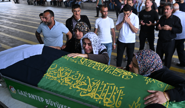 Girne’deki Gemi Kazasında Ölen Nisa Törer’e Veda
