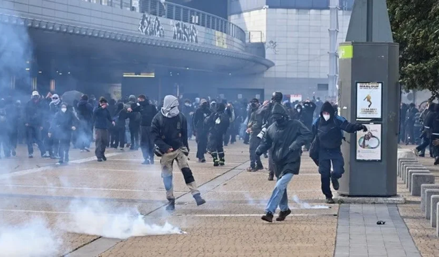 Belçika'nın başkenti Brüksel'deki protestolarda 150 kişi gözaltına alındı